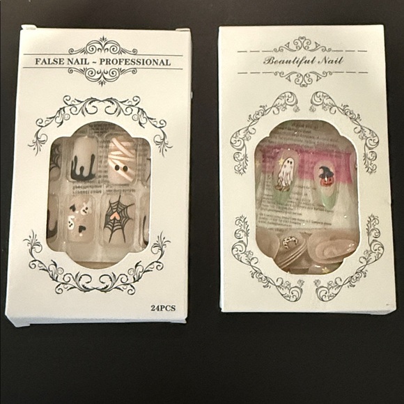 Halloween Themed False Nail Set. You get both! NWT - Picture 1 of 3